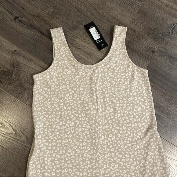 NWT Papillon Jumpsuit Leopard Print soft stretchy over sized beach wear - Picture 4 of 13